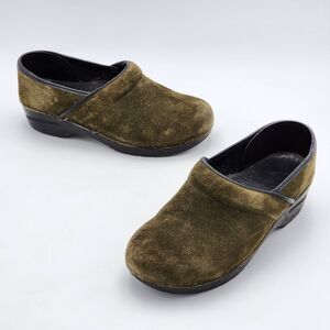 Dansko Professional Green Suede Slip On Heeled Clogs Size 40 EU